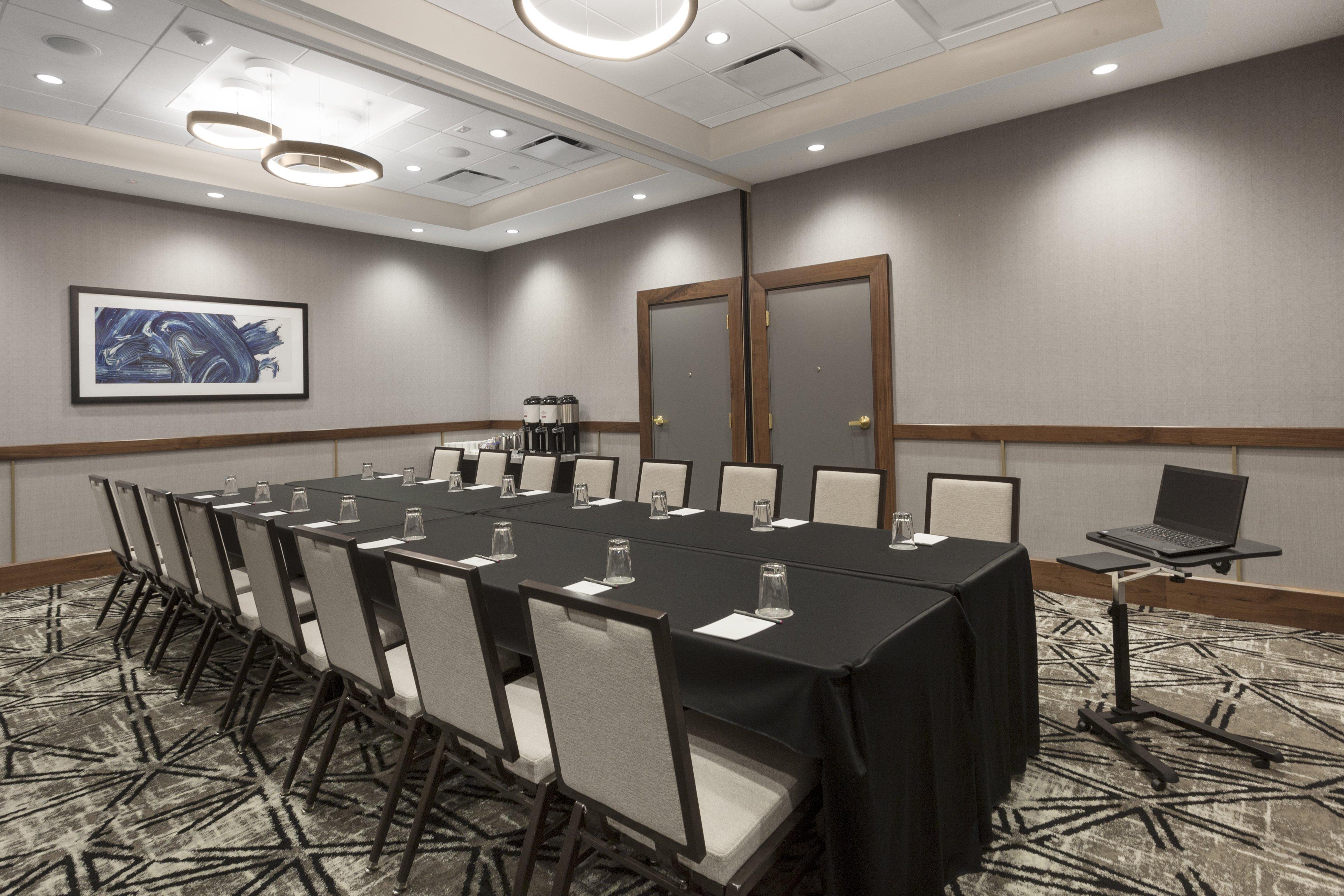 Crowne Plaza By Ihg Hotel