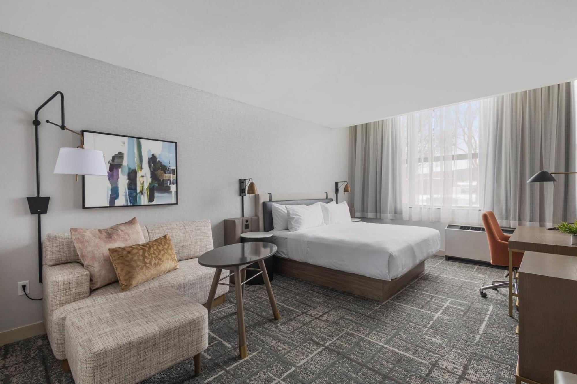 Hotel Crowne Plaza By Ihg Lansing