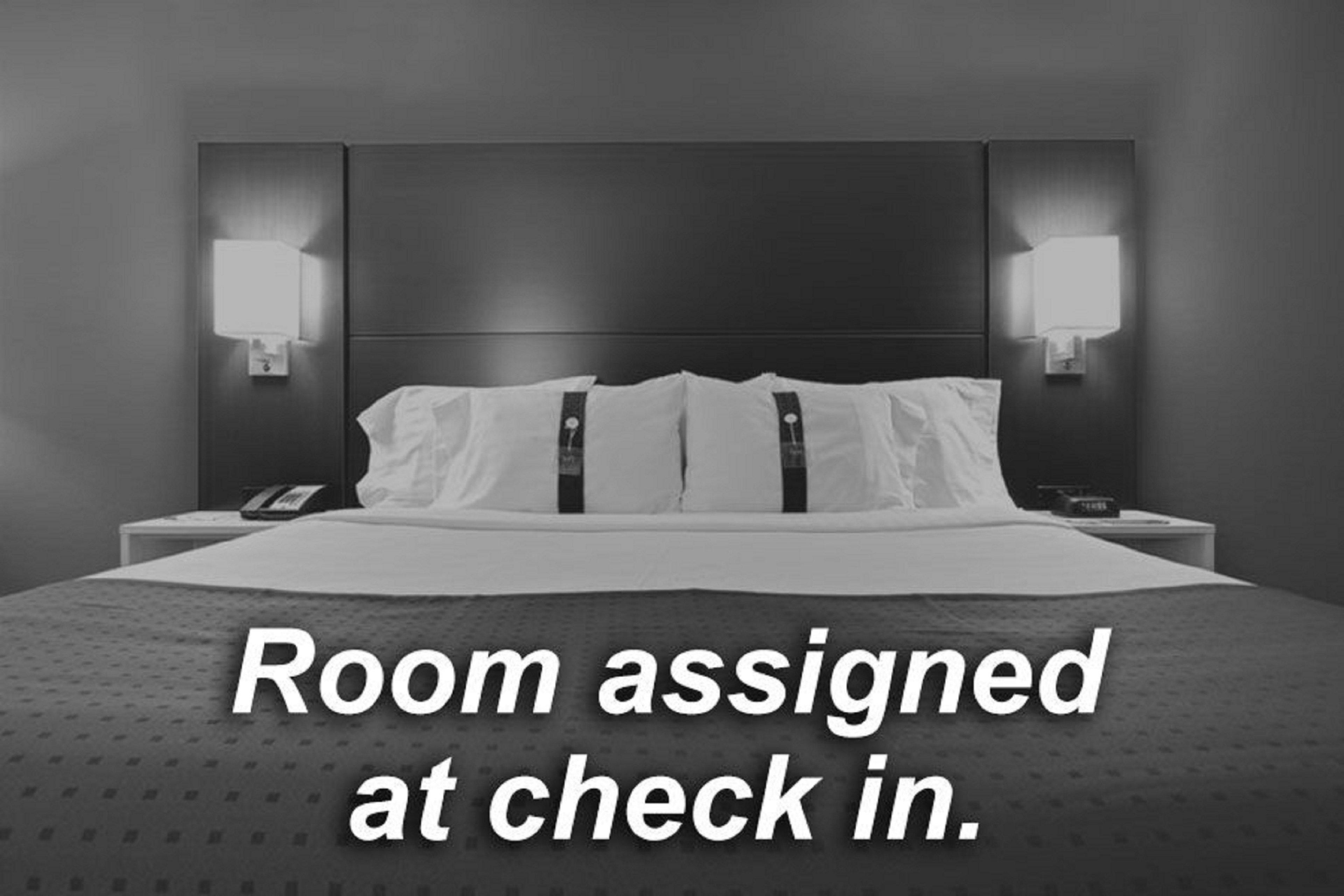 Crowne Plaza By Ihg 4*